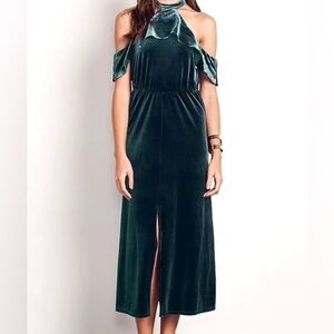Green velvet dress halter dress with off shoulder sleeves